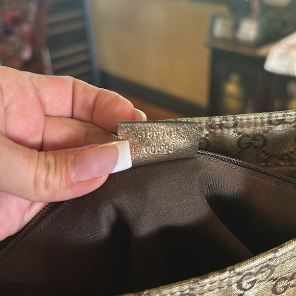 Gucci Crystal Crossbody - Picture 10 of 13